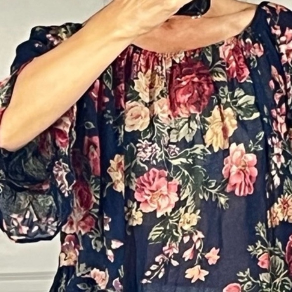 VERONICA M SIZE L~NAVY FLORAL COLD SHOULDER BLOUSE SHIRT SCOOP OFF COLD SHOULDER